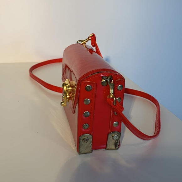 VINTAGE | Box Purse - Picture 3 of 12